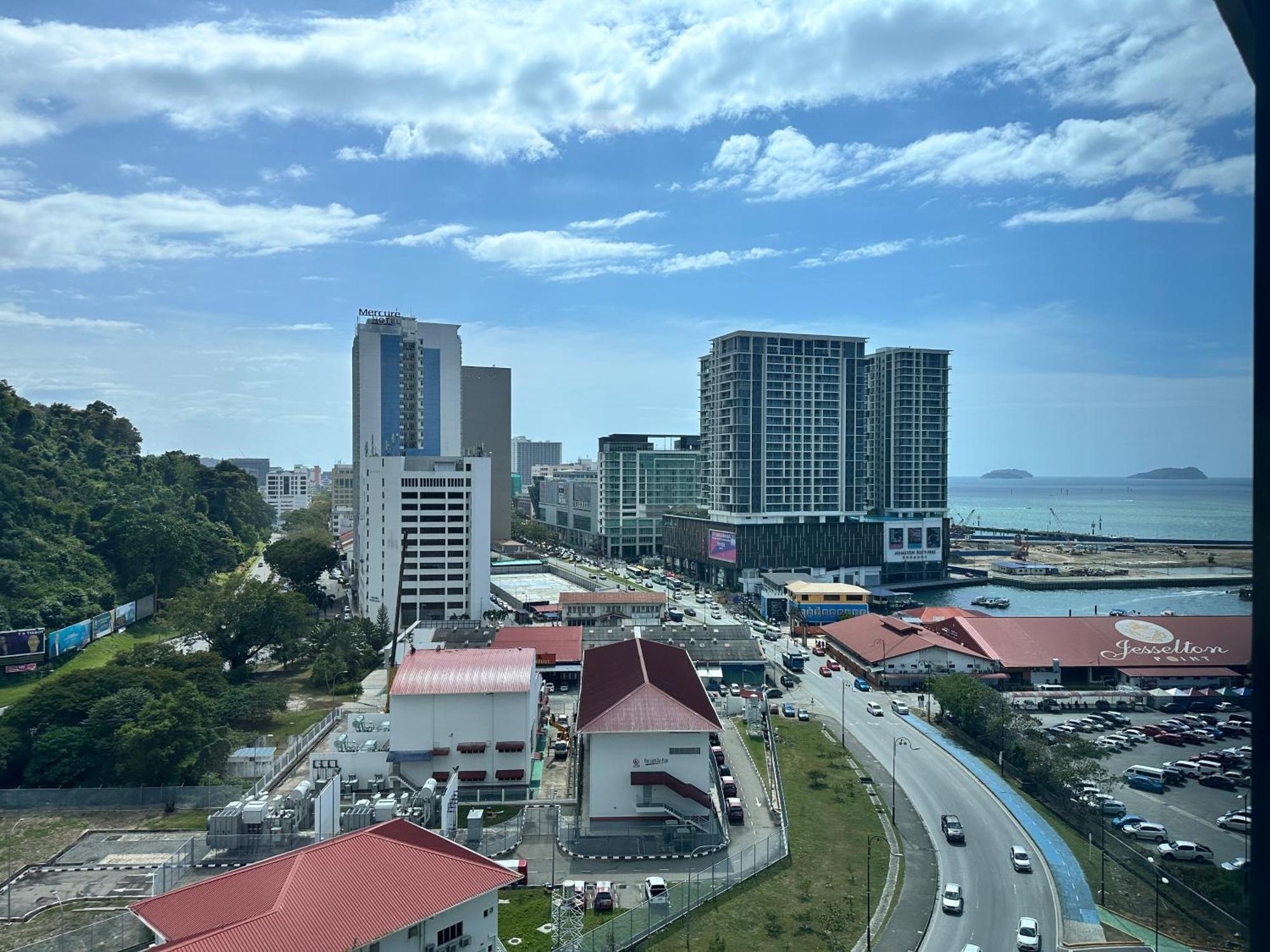 Jq1 Sea & Pool Or City View Wifi I Washing Machine For Some Units I Cuckoo Water Jesselton Quay By R2 Κότα Κιναμπαλού Εξωτερικό φωτογραφία