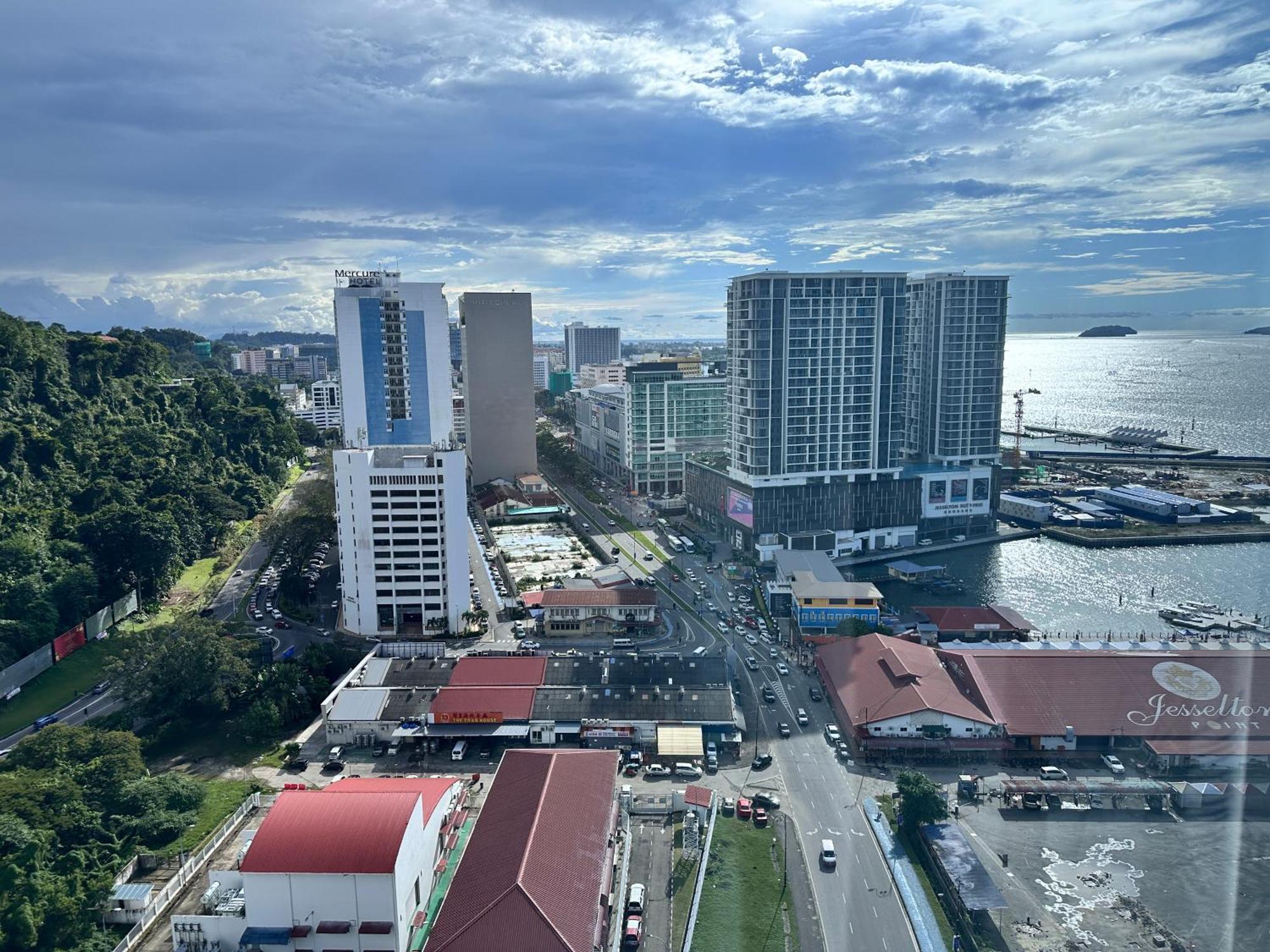 Jq1 Sea & Pool Or City View Wifi I Washing Machine For Some Units I Cuckoo Water Jesselton Quay By R2 Κότα Κιναμπαλού Εξωτερικό φωτογραφία